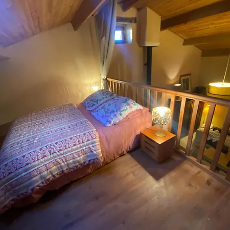Holiday home La De Thuries *